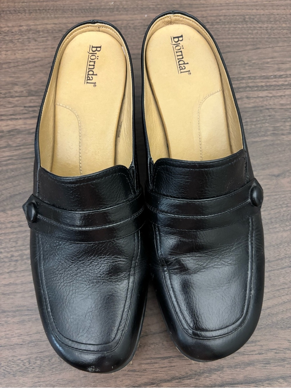 Bjorndal Women’s Size 10 M Gena Black Leather Slip On Clogs